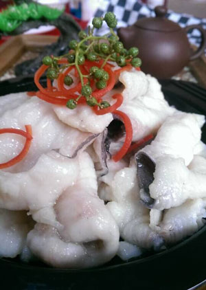 捞汁回鱼的做法，饭店级的捞汁回鱼怎么做