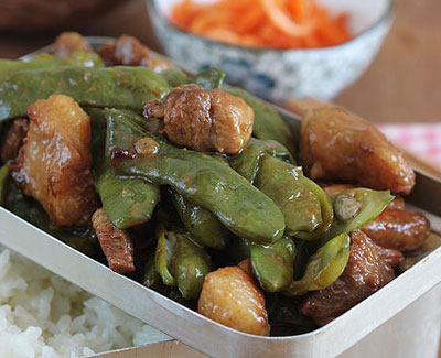 东北油豆角炖肉的做法，油豆角炖肉怎么做好