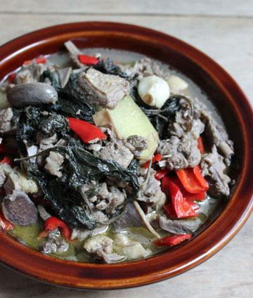 紫苏烧土鸭的家常做法，烧土鸭加点紫苏去腥