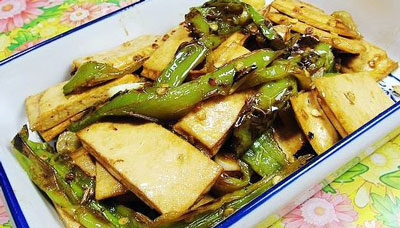 擂椒炒豆干，适合山东人的湖南家常菜