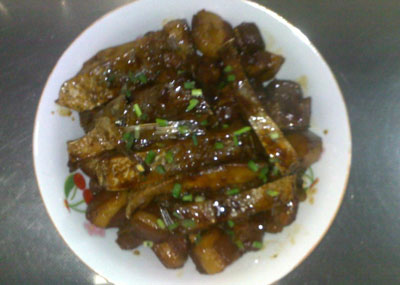 黄鱼鲞烧肉的家常做法及美味秘诀