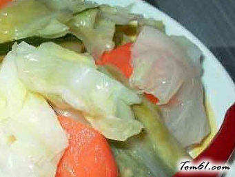在电视上学的简易泡菜，味道还不错