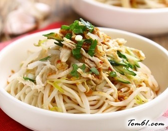 四川麻辣鸡丝凉面的做法