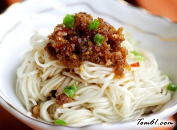 四川炸酱面的做法，四川风味的炸酱面怎么做