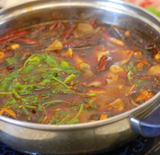 家庭版四川麻辣火锅怎么做最地道