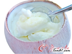 顺德原只椰子炖双皮奶是一绝