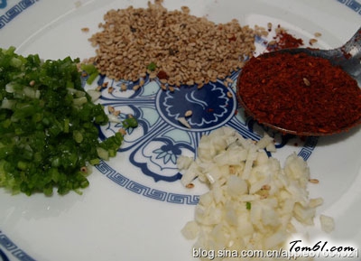 好吃易做的简单油泼面，绝对正宗陕西风味图片2