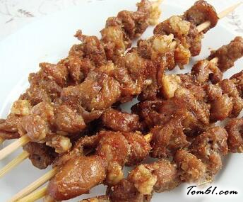 教你如何用微波炉自制新疆羊肉串