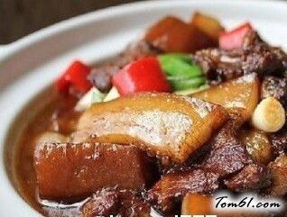 虎掌菌焖五花肉的做法