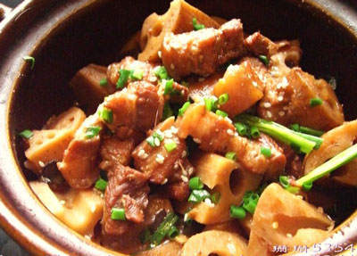 温公焖藕的做法，南乳五花肉焖莲藕真的好香