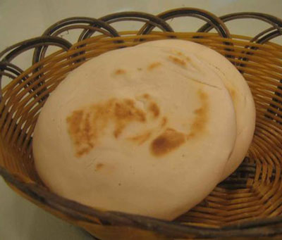 西北羊肉泡馍的做法,及羊肉泡馍的馍怎么做图片1 西北羊肉泡馍的做法,及羊肉泡馍的馍怎么做图片1