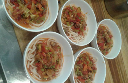 新疆家常拌面的做法，新疆风味的家常拌面怎