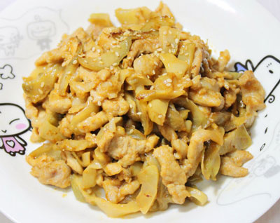 榨菜炒肉丝用球形榨菜更好吃，零失败的快手