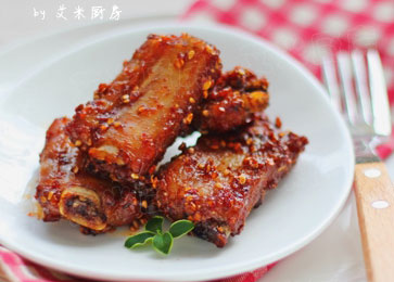 适合新手的香辣烤排骨，味道出彩的私房烤排