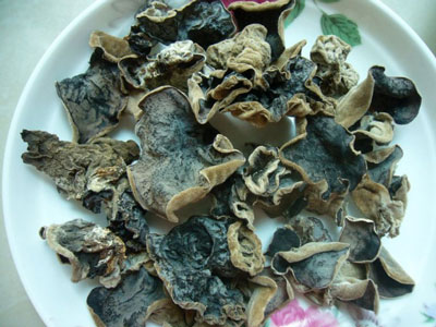 木耳煮鸡，适合新手的简单湖南家常菜图片2