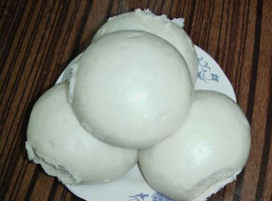 教新手怎么做馒头，有详细的用量比例及关键