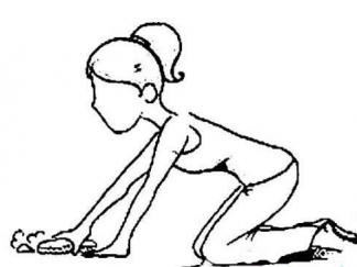 日本女人擦地板2