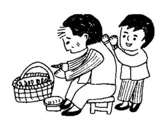 小孩给老人捶背1