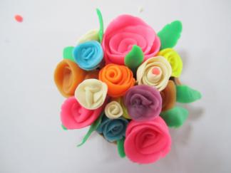 花束的彩泥橡皮泥制作教程图解