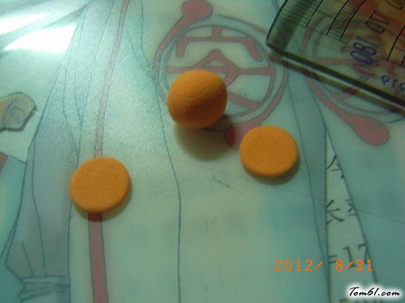 挂件面包超人彩泥橡皮泥制作教程图解图片2