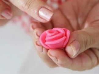 玫瑰花彩泥橡皮泥制作教程图解
