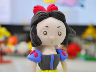 白雪公主的彩泥橡皮泥制作教程图解2
