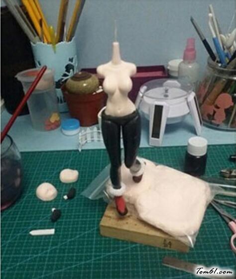 圣诞女郎的彩泥橡皮泥制作教程图解图片5