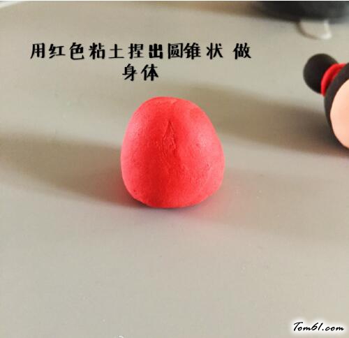 新年福娃娃小玩偶的彩泥橡皮泥制作教程图解图片3