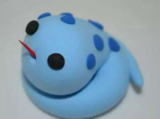 蛇的彩泥橡皮泥制作教程图解2