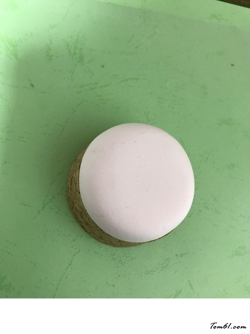 龙猫玻璃瓶的彩泥橡皮泥制作教程图解图片3