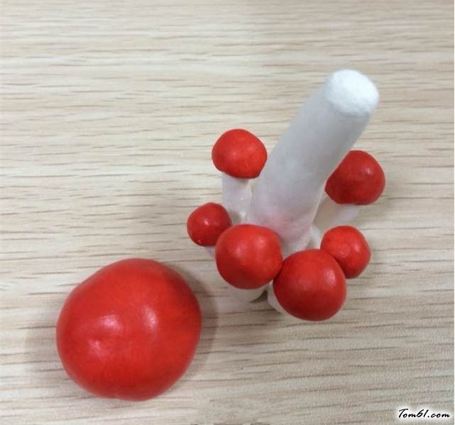 微型蘑菇瓶的彩泥橡皮泥制作教程图解图片18 微型蘑菇瓶的彩泥橡皮泥制作教程图解图片18