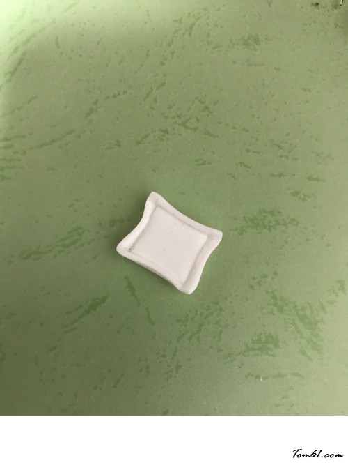 龙猫玻璃瓶的彩泥橡皮泥制作教程图解图片5