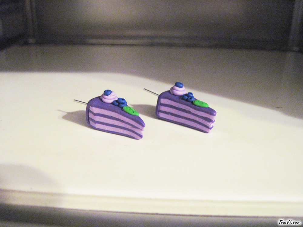 蓝莓蛋糕小吊坠的彩泥橡皮泥制作教程图解图片22 蓝莓蛋糕小吊坠的彩泥橡皮泥制作教程图解图片22