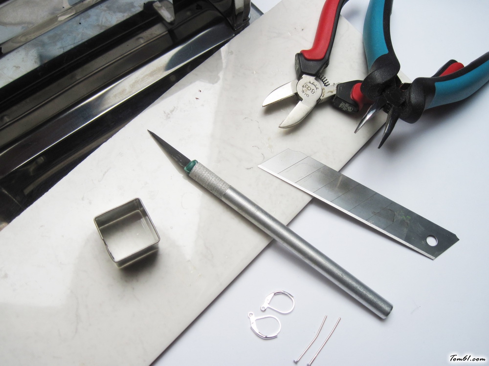 蓝莓蛋糕小吊坠的彩泥橡皮泥制作教程图解图片3 蓝莓蛋糕小吊坠的彩泥橡皮泥制作教程图解图片3