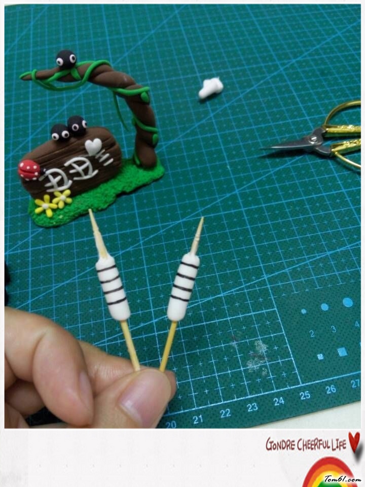黑执事的彩泥橡皮泥制作教程图解图片14