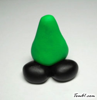 圣诞小精灵矮人的彩泥橡皮泥制作教程图解图片3 圣诞小精灵矮人的彩泥橡皮泥制作教程图解图片3