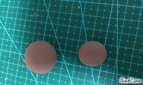 兔子和熊钥匙小挂饰的彩泥橡皮泥制作教程图解图片2 兔子和熊钥匙小挂饰的彩泥橡皮泥制作教程图解图片2