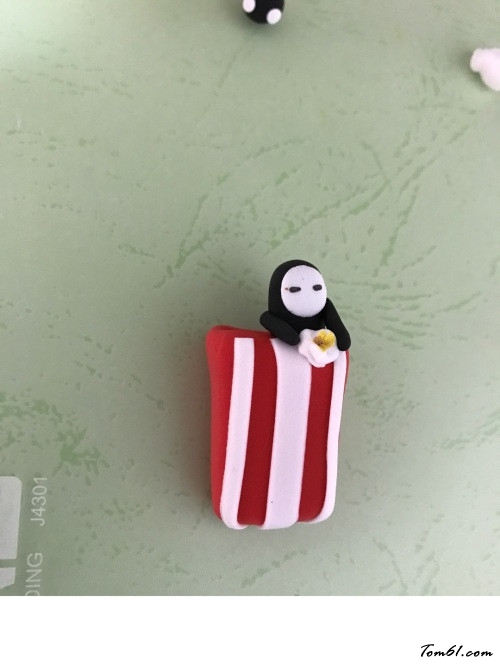 龙猫玻璃瓶的彩泥橡皮泥制作教程图解图片10