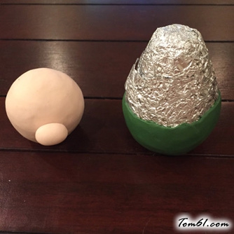 麻花辫胡子的圣诞老人的彩泥橡皮泥制作教程图解图片3 麻花辫胡子的圣诞老人的彩泥橡皮泥制作教程图解图片3