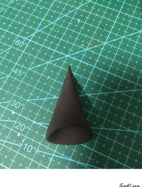 万圣节小女孩的彩泥橡皮泥制作教程图解图片5