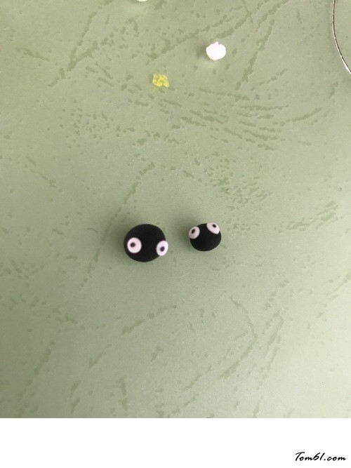 龙猫玻璃瓶的彩泥橡皮泥制作教程图解图片12