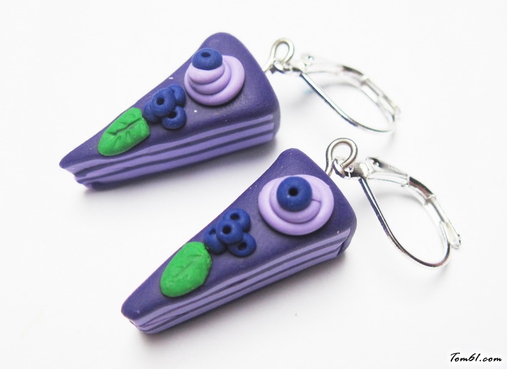 蓝莓蛋糕小吊坠的彩泥橡皮泥制作教程图解图片28 蓝莓蛋糕小吊坠的彩泥橡皮泥制作教程图解图片28