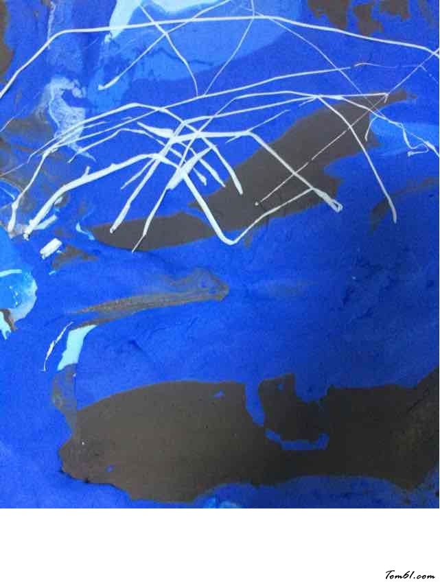 小蓝鲸的彩泥橡皮泥制作教程图解图片3