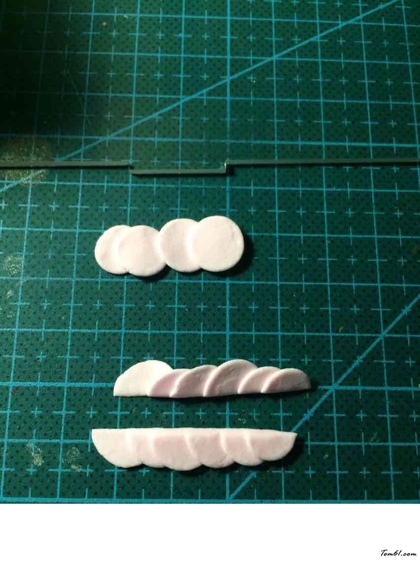 小兔子中秋节贺卡的彩泥橡皮泥制作教程图解图片10 小兔子中秋节贺卡的彩泥橡皮泥制作教程图解图片10