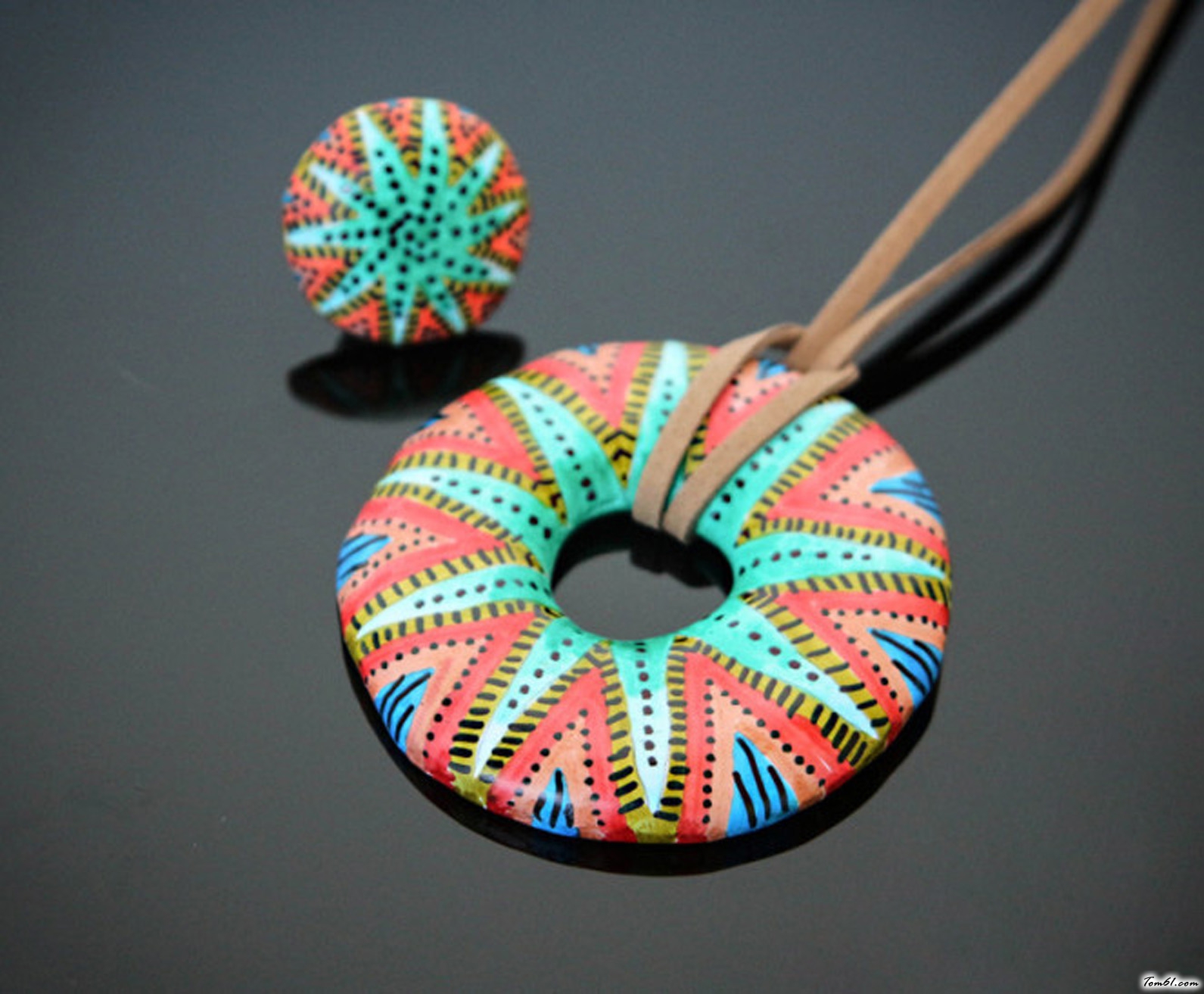 甜甜圈软陶的彩泥橡皮泥制作教程图解 图片1 甜甜圈软陶的彩泥橡皮泥制作教程图解 图片1