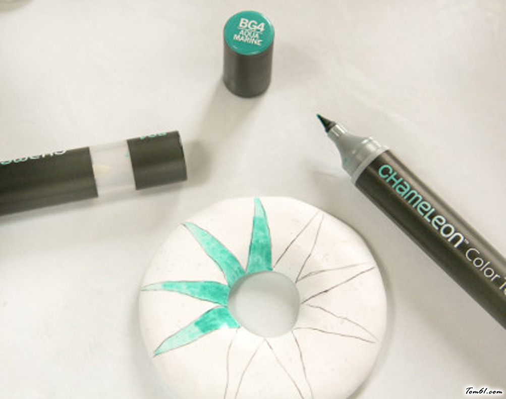 甜甜圈软陶的彩泥橡皮泥制作教程图解 图片12 甜甜圈软陶的彩泥橡皮泥制作教程图解 图片12