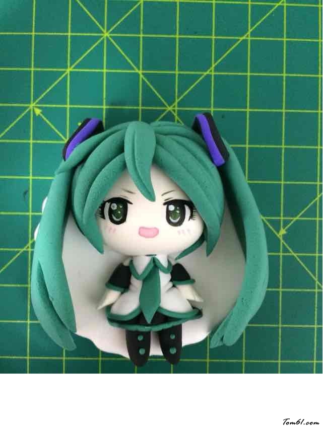 初音冰箱贴的彩泥橡皮泥制作教程图解图片15 初音冰箱贴的彩泥橡皮泥制作教程图解图片15