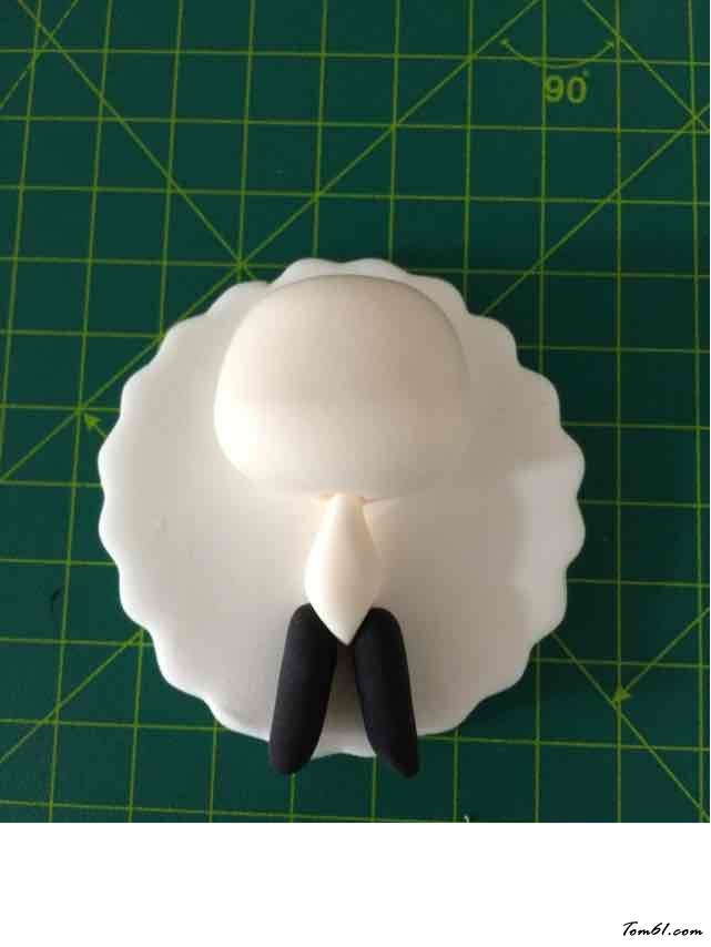 初音冰箱贴的彩泥橡皮泥制作教程图解图片3 初音冰箱贴的彩泥橡皮泥制作教程图解图片3