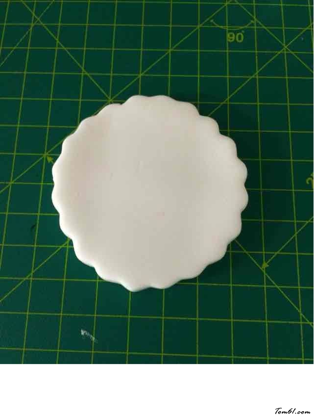 初音冰箱贴的彩泥橡皮泥制作教程图解图片2 初音冰箱贴的彩泥橡皮泥制作教程图解图片2