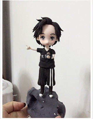 很帅气的老薛粘土小人偶做法分享